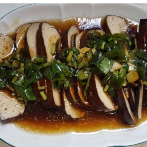 涼拌黑豆干：新手菜鳥M 一起做