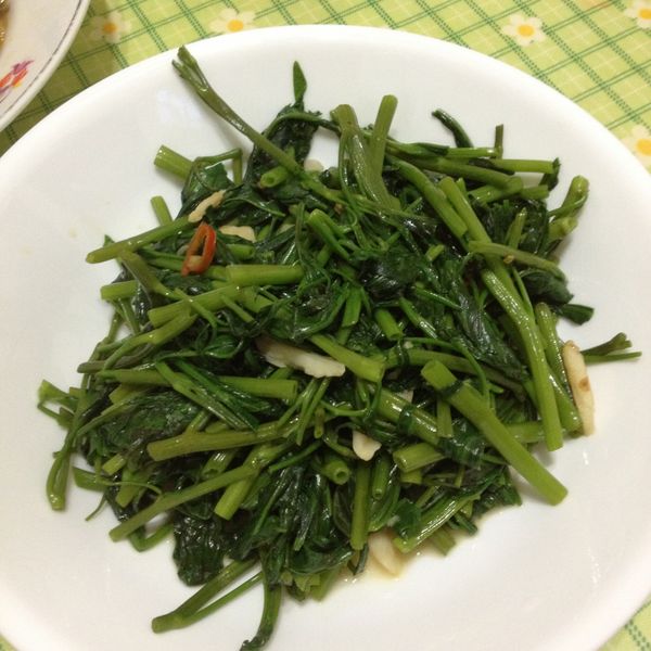 蒜香空心菜：Vivian Ling 一起做