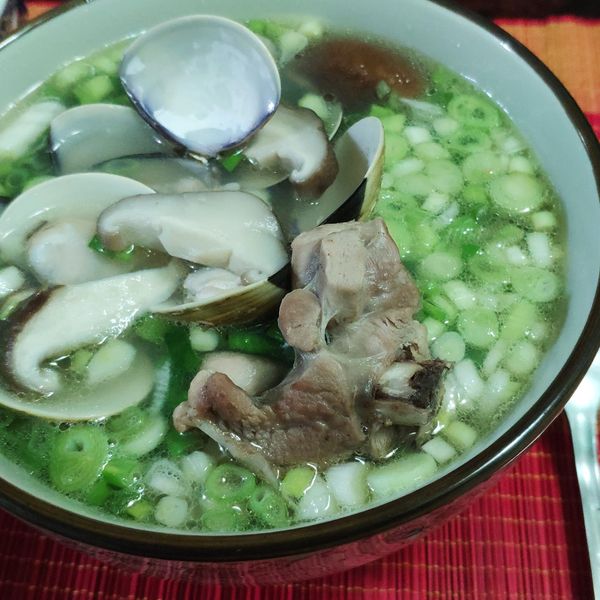 『感冒食譜』姆士流蔥雞湯 : MeiHui Hu一起做