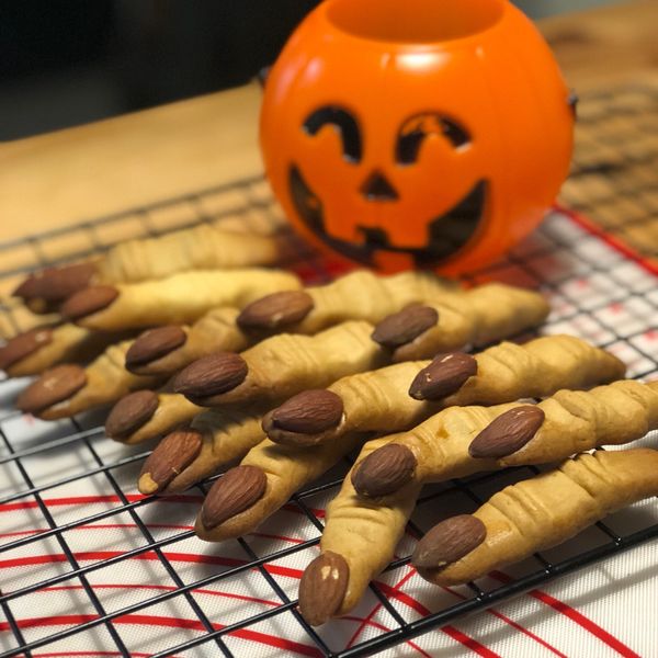 萬聖節🎃 巫婆手指餅乾 : 妃子妃一起做