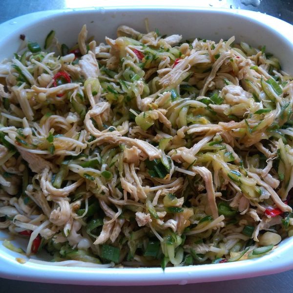 涼拌金針菇雞絲 : 林喬喬一起做