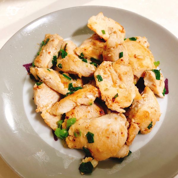 低脂料理《蔥燒嫩雞塊》 : 溫溫食堂一起做