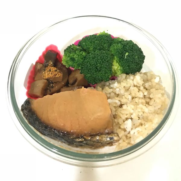 香烤味噌鮭魚：Chih 一起做