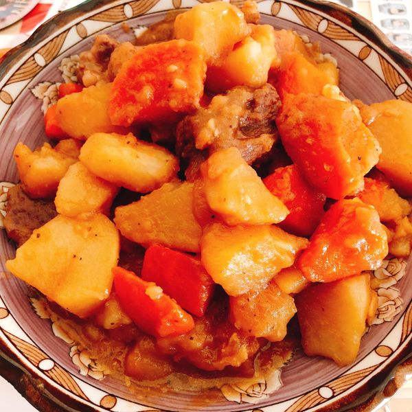 馬鈴薯燉肉 : 溫溫食堂一起做