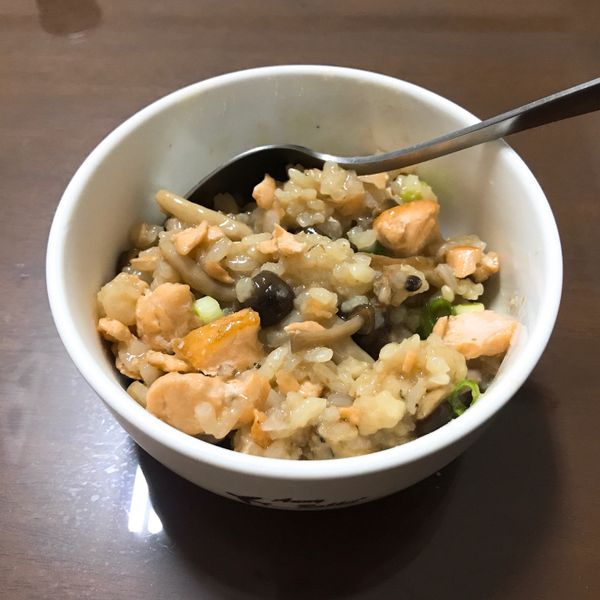 鮭魚菇菇粥_好菇道美味家廚 : 薛薛一起做