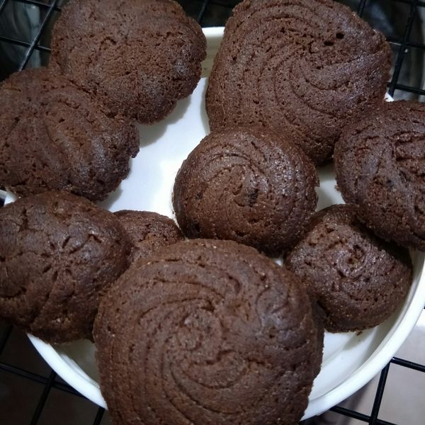 曲奇餅乾🍪 : kitty娃娃一起做