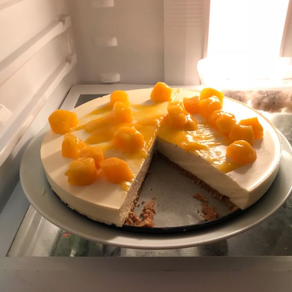 芒果生乳酪蛋糕【影片】無鮮奶油免烤箱 : 小小一起做