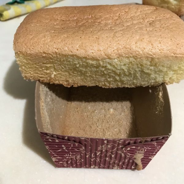 只需三種材料的超簡單海綿蛋糕 : Ivy Chang一起做