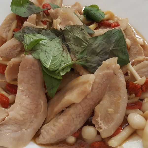 麻油松阪豬:愛烹飪@醫師娘 一起做