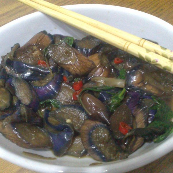 【粉豬兒】三杯茄子 : 徐咻咻一起做