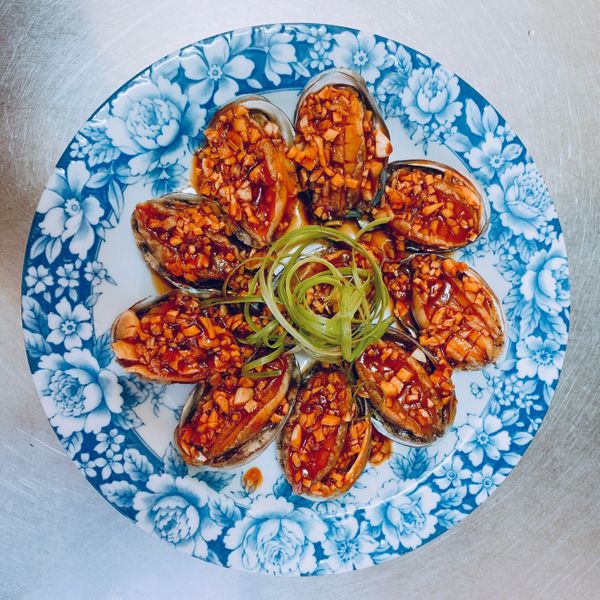 (年菜料理)五味鮑魚：周餵魚 一起做