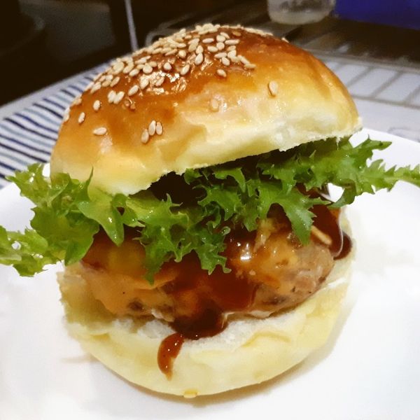 自家製漢堡麵包 : 曼蒂一起做