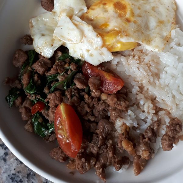 泰式打拋豬（台式簡易版） : 陳吧噗一起做