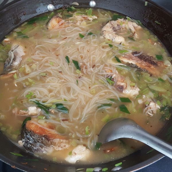 古早味烏魚米粉 : Jyun YU Jhou一起做