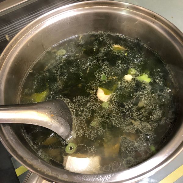 🐟鮭魚豆腐味噌湯：Anna 一起做