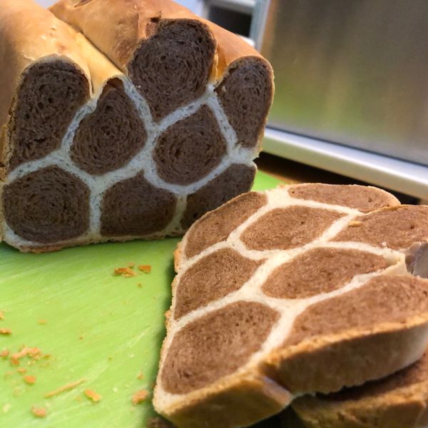 長頸鹿吐司 : Lizzy Wang一起做
