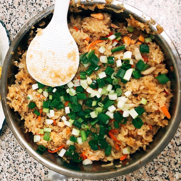 鮭魚鮮菇炊飯【超營養】【電子鍋料理】 : イ憂一起做