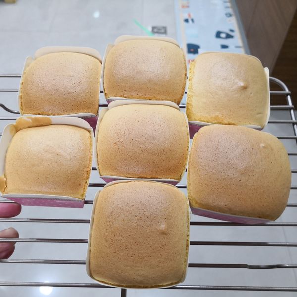 撞牆n次的戚風杯子蛋糕（附失敗案例分析） : Bonnie Chen一起做