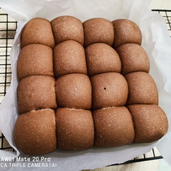 爆漿巧克力小餐包：余佳蓉 一起做