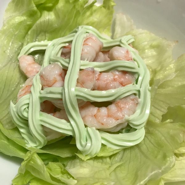 蝦仁生菜沙拉佐薑黃芥末美乃滋醬 : Spring一起做