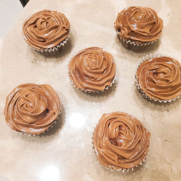 金莎巧克力杯子蛋糕 : Puma一起做