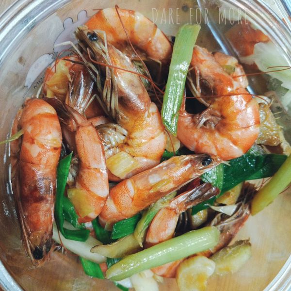 家常菜~炒蝦子：Chia Tzu Chen 一起做