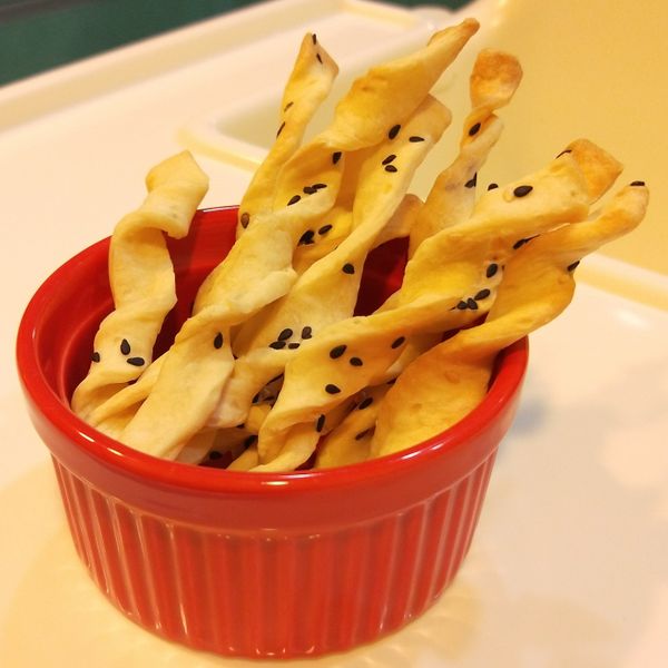 寶寶食譜【奶香芝麻餅乾】:Pei Juan Weng 一起做