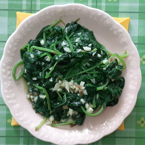 燙炒地瓜葉 : hungbin一起做