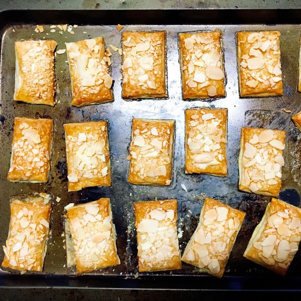 起酥片經典喜餅-杏仁角酥條 : 許小布一起做