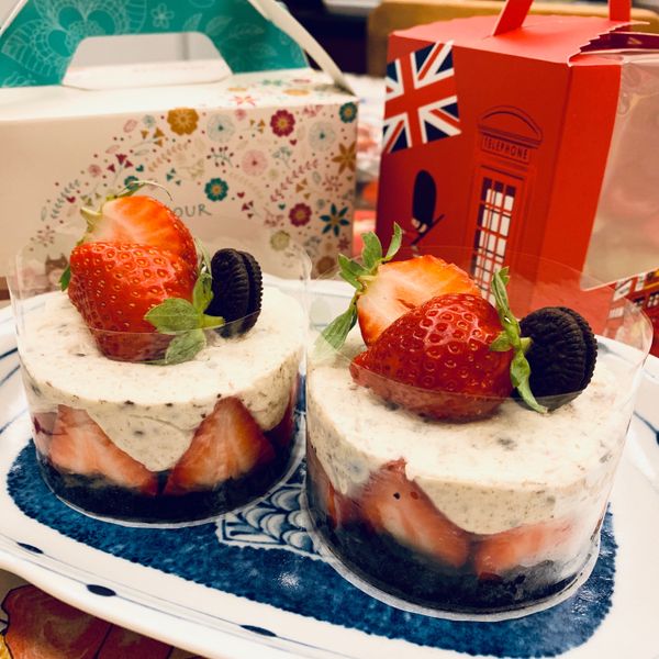 草莓Oreo乳酪慕斯蛋糕（免烤箱） : Jannie Wu一起做