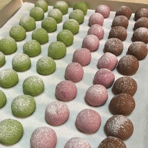 彩色雪球餅乾 : 王龍龍一起做