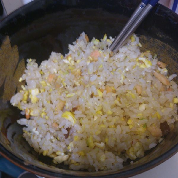 品靚上菜-鮭魚黃金炒飯 : 王暐綸一起做