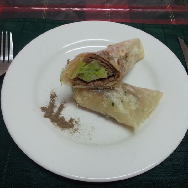 [Serena 上菜] 鮪魚蛋蔥油餅 : 丸子黃一起做