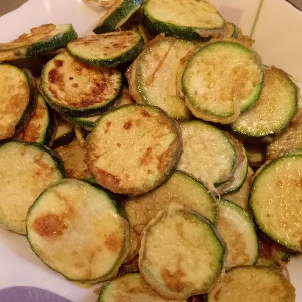 懶人零失手蛋液煎節瓜 : Min True Huang一起做