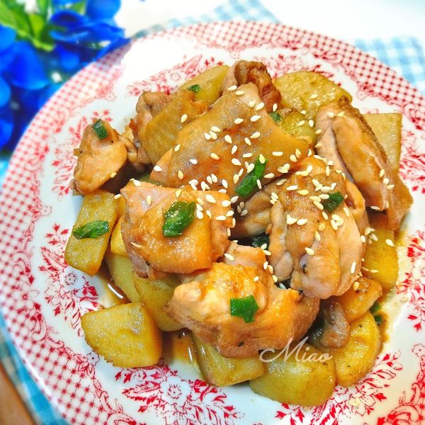 照燒馬鈴薯嫩雞【影片】：Miao媽咪手作 一起做