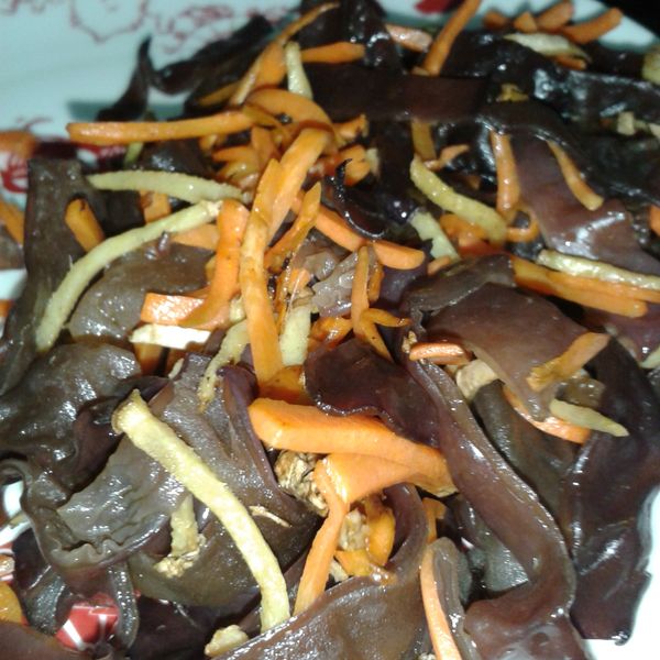 青江菜蘿蔔蛋、薑絲木耳胡蘿蔔、青蔥小卷、康寶濃湯 : Cindy Huang一起做