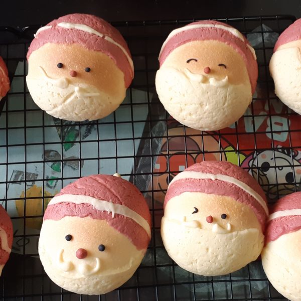 聖誕老公公波蘿奶酥麵包 : 孟容孟容一起做