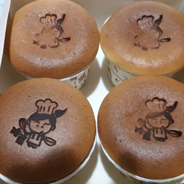 Q軟香蕉杯子蛋糕(不凹版) : vivian一起做