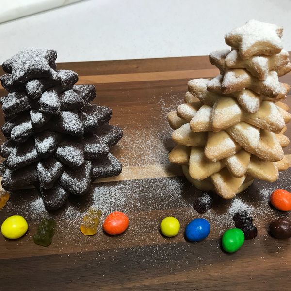 美麗的聖誕樹餅乾：Ching Lee 一起做