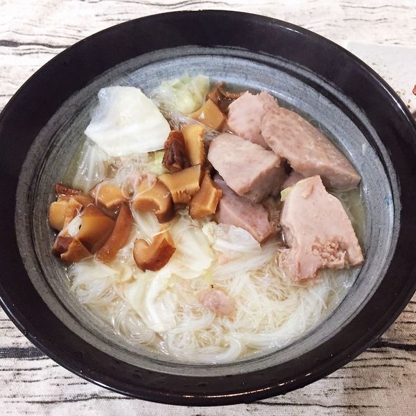 巷口的滋味。芋頭米粉湯：YiShan Yang 一起做