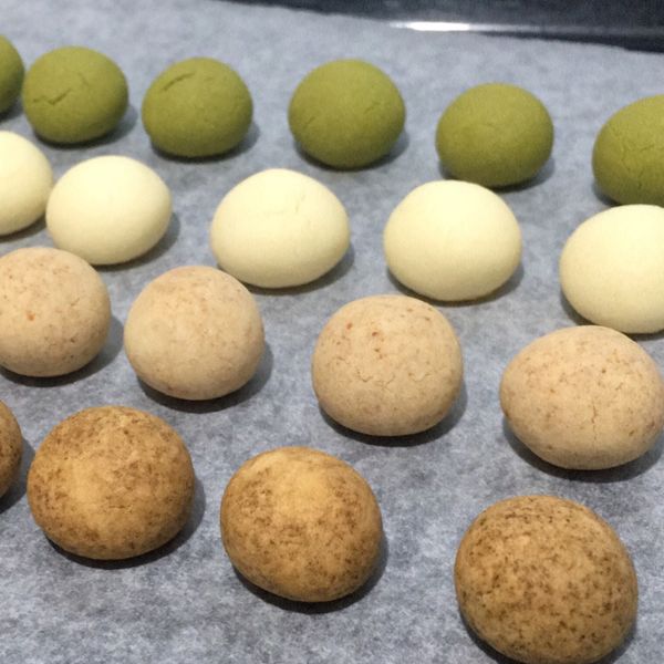 彩色雪球餅乾 : 徐咻咻一起做