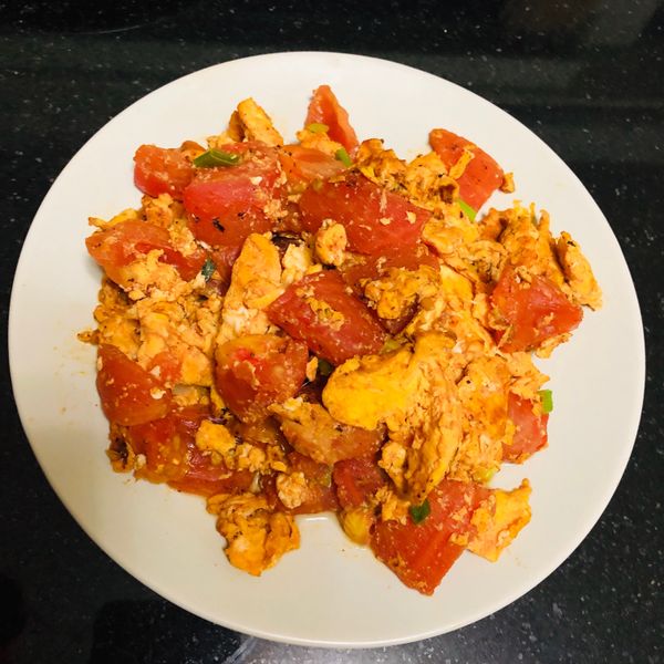 番茄炒蛋 (影音食譜)：Li Yi Chi 一起做