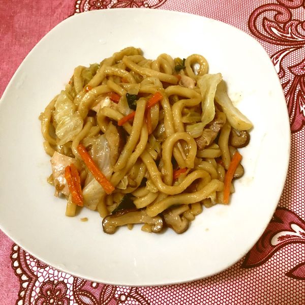 日式居酒屋風--雞肉炒烏龍麵:藍色雙魚 🐟 一起做