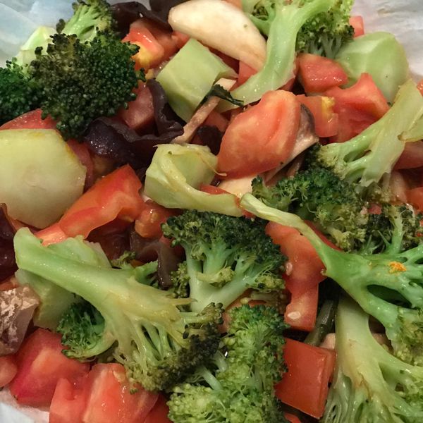 素Chic! 紅酒醋焗烤番茄青花菜：Helen 一起做