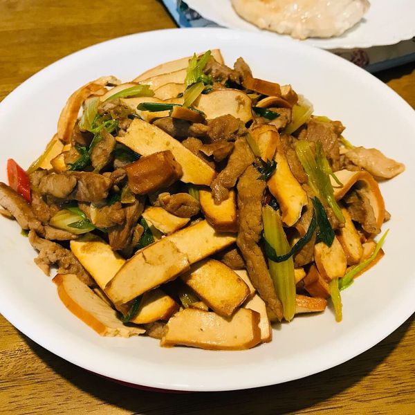 豆干肉絲--10分鐘上菜：李仙仙 一起做