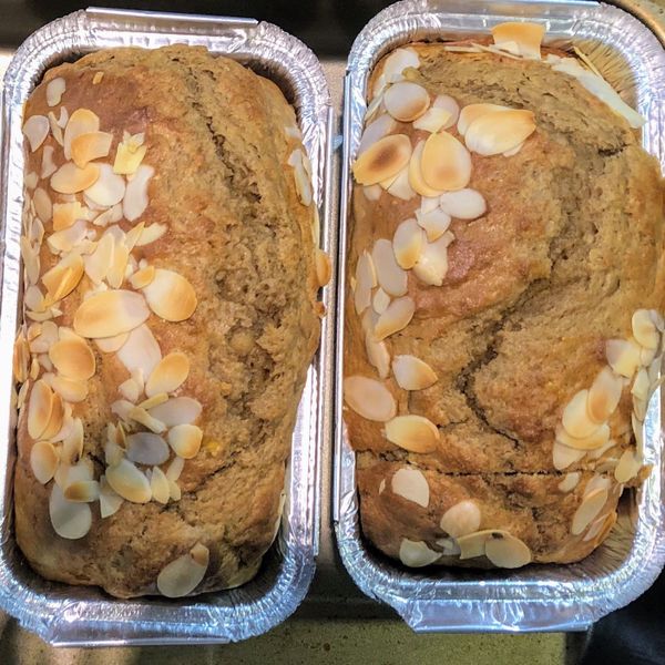 香蕉蛋糕～鬆餅粉做的喔：Califfa 一起做