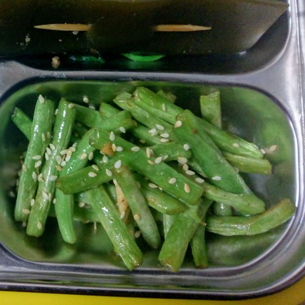 かにの椒鹽敏豆[健康版]：YY 一起做