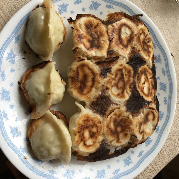 皮超脆日式煎餃(使用冷凍水餃) : 心心一起做