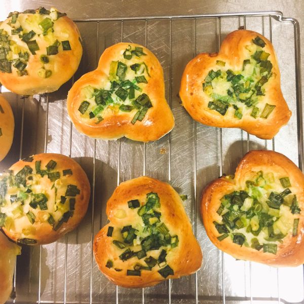 蔥花麵包【Panasonic 製麵包機】：Polly Tsai 一起做