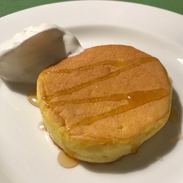 舒芙蕾鬆餅：小伊(*¯︶¯*)♡ 一起做